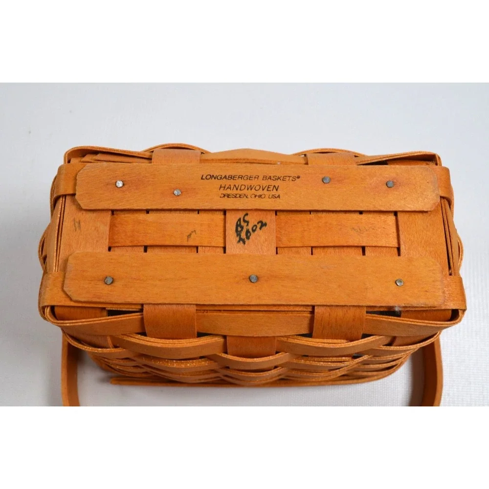 Longaberger 2002 Edition Dresden Tour Basket & Clear Protector 7.5
